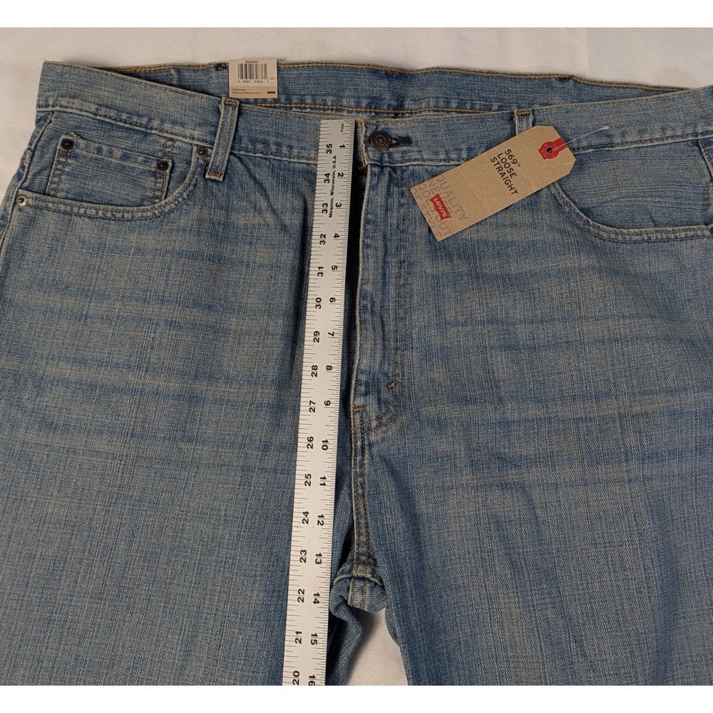 Levis 569 Loose Straight Jeans Mens 42x32 Light Wash Denim Blue 00569-0601 NWT - Picture 6 of 12